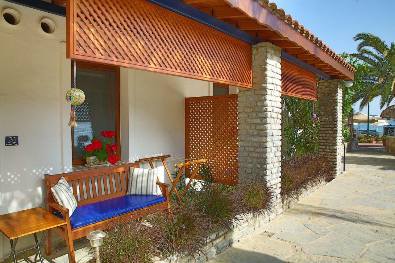 Uzhan Beach Hotel Bitez Exterior foto